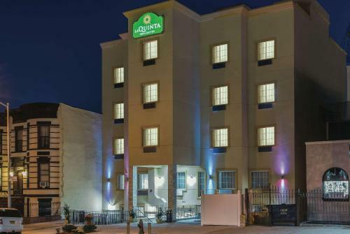 Hotel La Quinta By Wyndham Brooklyn East