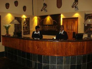 Hotel Pine Lake Inn