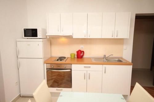 Apartments By The Sea Duce (omis) - 2821