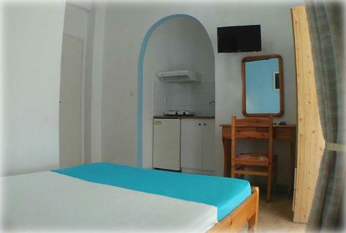 Aeolus Apartments & Studios