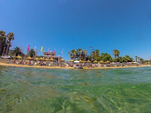 Apartamento Over Sea Rooms & Villas