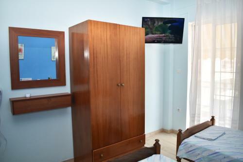 Ainalis Apartments