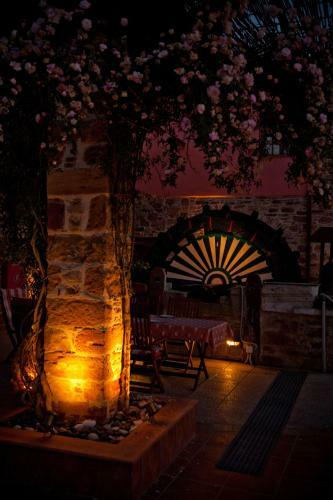 Mouzaliko Traditional Hotel