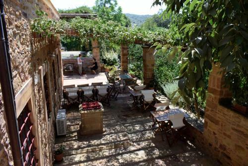 Hostal Agiazi