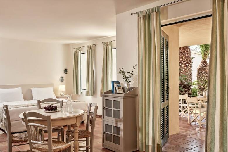 Hotel Candia Park Village