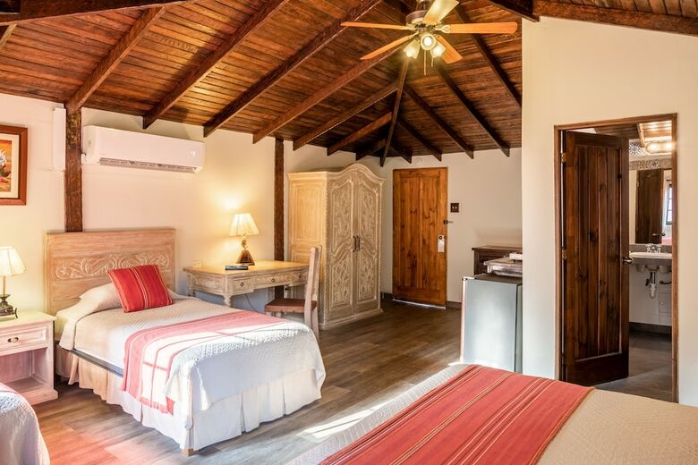 Hotel Antigua Miraflores