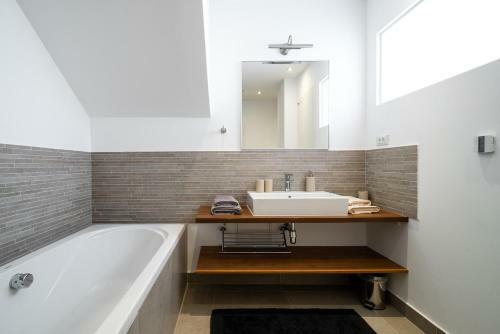 Acadia Beach Villas Slatine