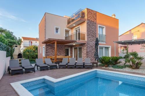 Luxury Villa Amor