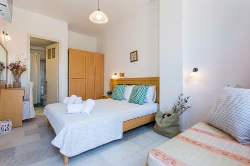 Artemis Hotel