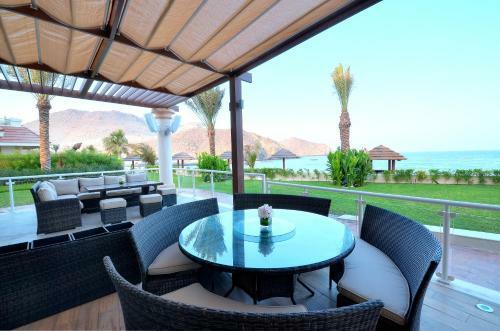 Hotel Oceanic Khorfakkan Resort & Spa