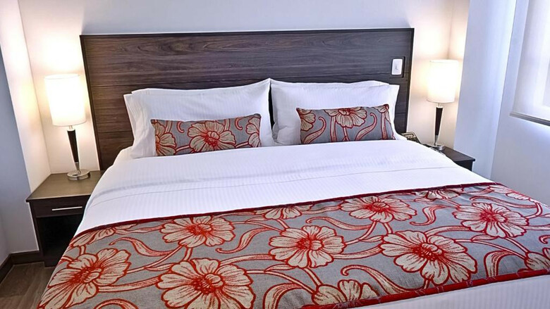 Az Hotel