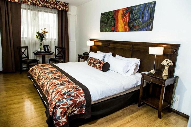 Hotel Mendoza