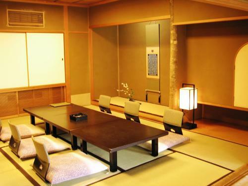 Momoyama