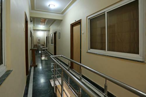 Oyo 1639 Hotel Anand Hospitalities
