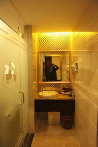 Posada Jiujiang Yifeng Hotel