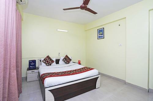 Hotel Oyo 704 Apartment Kharadi