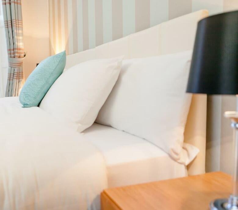 Hotel Amberley House By Thekeycollections