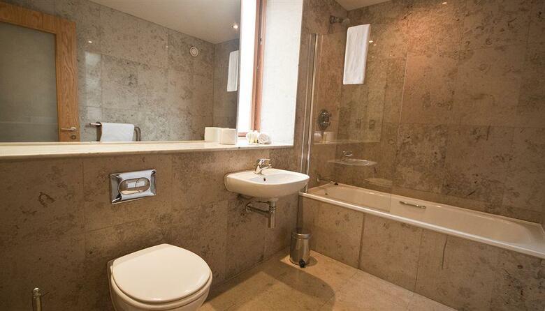 Hotel Amberley House By Thekeycollections