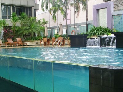 Peninsula Excelsior Hotel