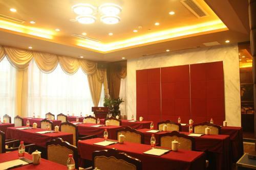 Yuyao Yonghegong Hotel