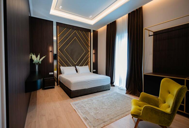 Royal Hill Hotel