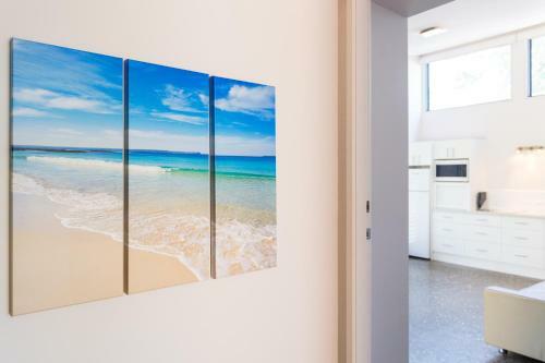 By The Beach B&B Self Contained Apartments