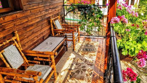 Hostal Complex Myahov House