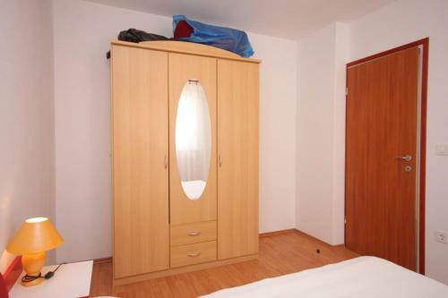 Hostal Apartments With A Parking Space Rabac (labin) - 7644