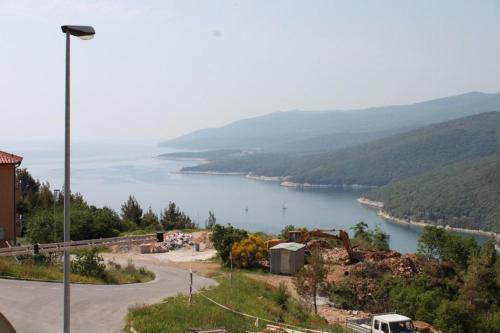 Hostal Apartments With A Parking Space Rabac (labin) - 7644