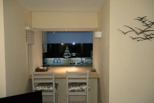 Superb Cintra Beachside Apartments