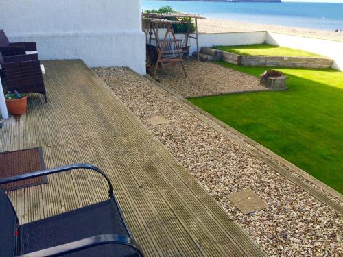 Superb Cintra Beachside Apartments
