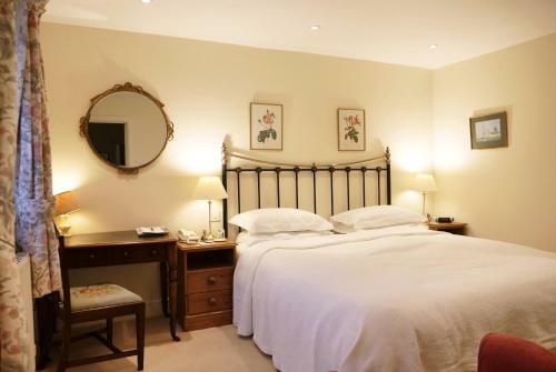Larkbeare Grange Bed And Breakfast