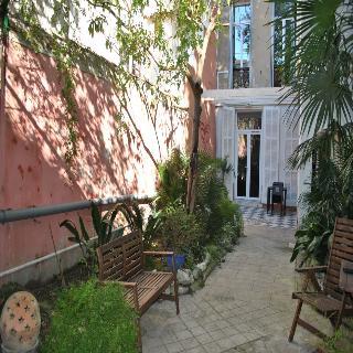 Hotel H�tel Le Ryad Marseille
