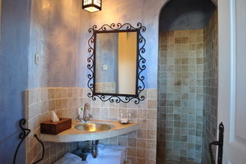 Hotel H�tel Le Ryad Marseille