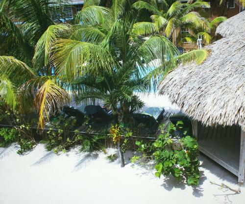 Hotel White Sands Cove