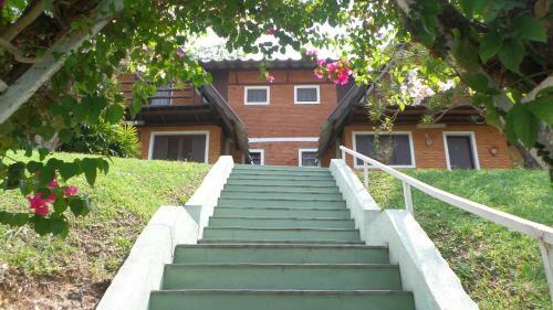 Hostal Pousada Est�ncia Das Flores