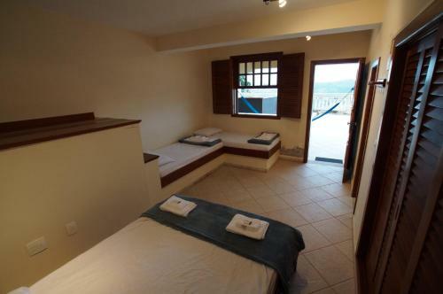 Hostel Pico Do Itamb�