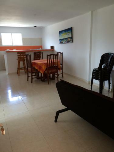 Hotel Y Caba�as Juanmar