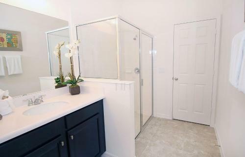 Vacation Home Miles Away From Disney 13yc19
