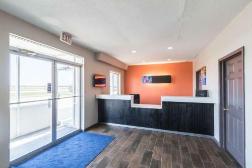 Motel 6 Mattoon