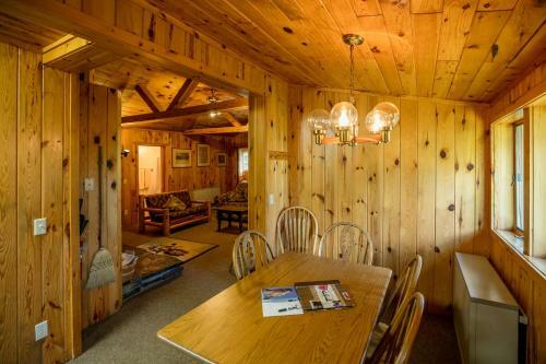 Gunflint Lodge