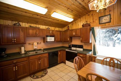 Gunflint Lodge