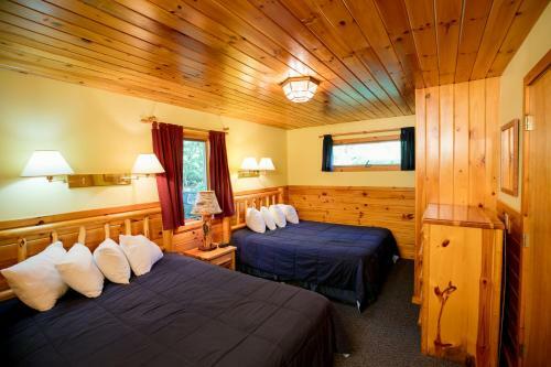 Gunflint Lodge