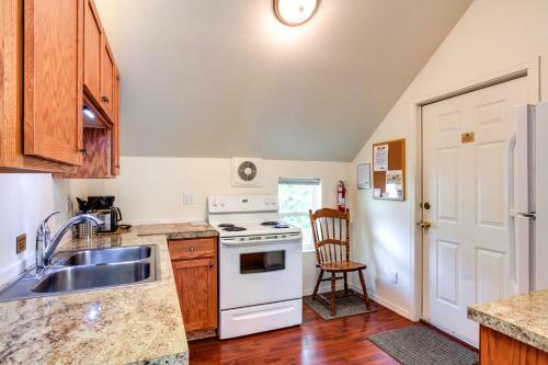 Maple Leaf Manor Furnished Apartments