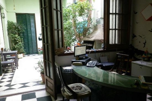 Hostal VI Luz Y Entr� Hostel