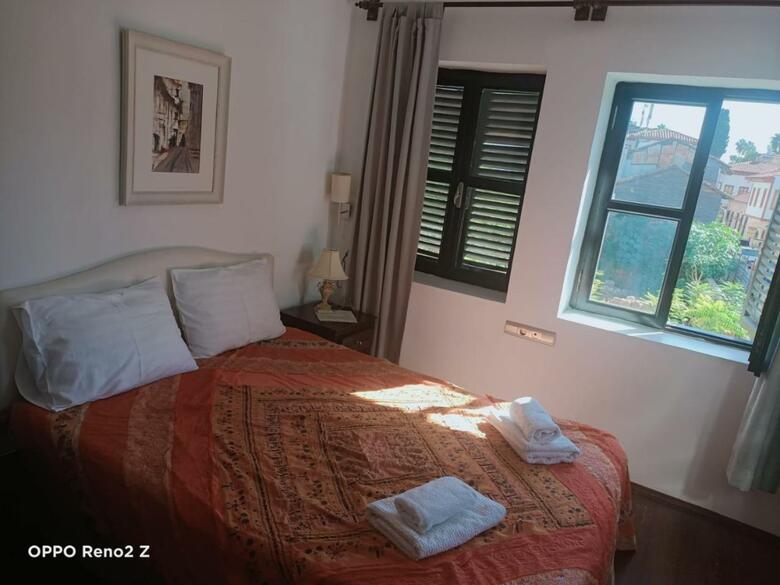 Albergue Hadrianus Hotel