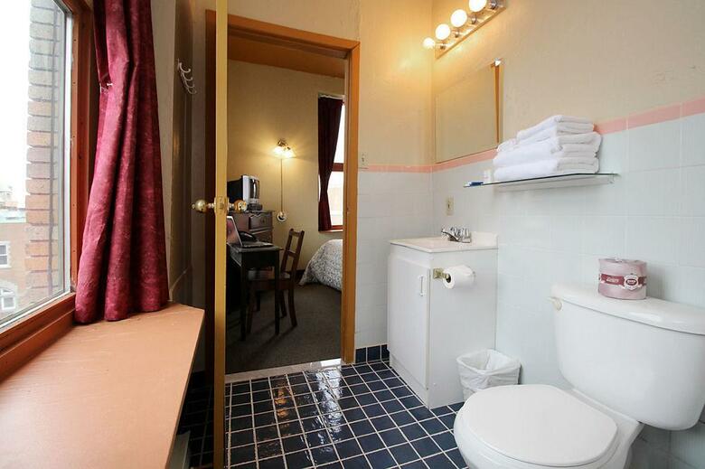 Hotel H�tel Champ-de-mars