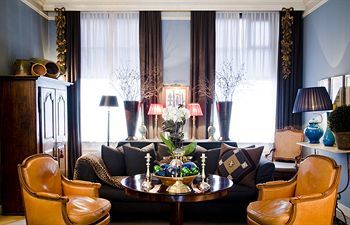Hotel Seven One Seven