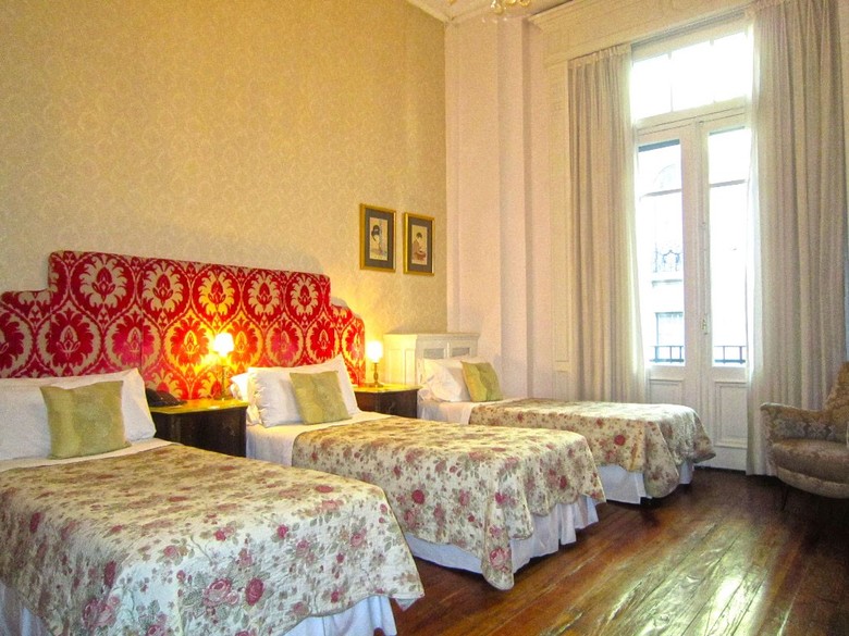Hotel Rooney's Boutique
