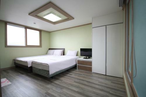Nandrue Olle Pension